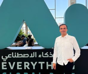 Dr Farhad Reyazat AI Dubai 2025