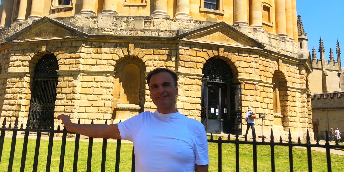 Dr Farhad Reyazat oxford